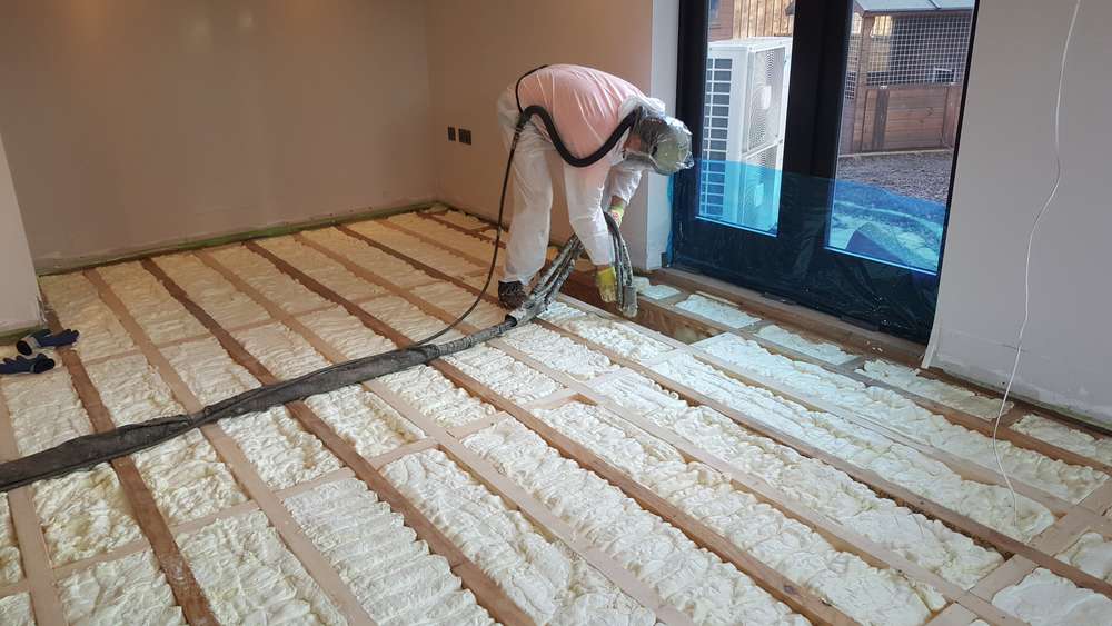 spray foam floor insulation