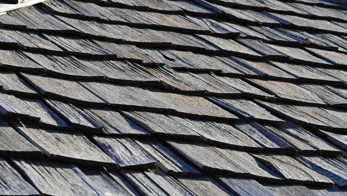 Does Spray Foam Damage Roof Shingles