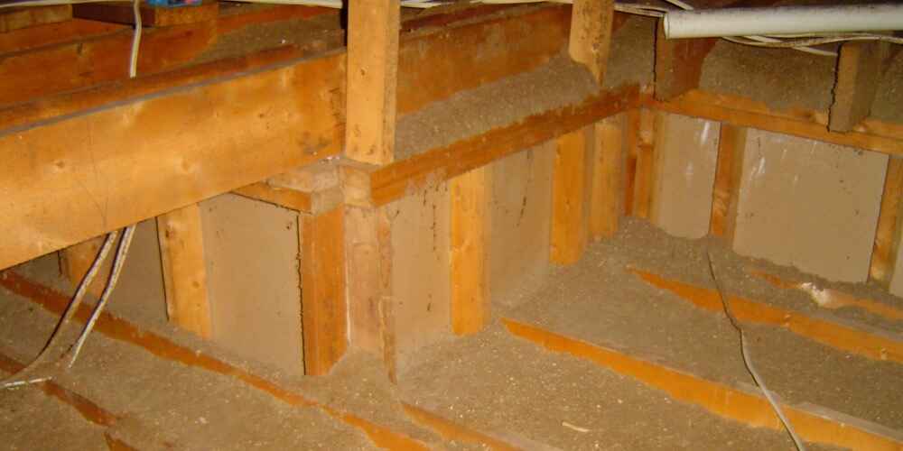 insulate knee wall